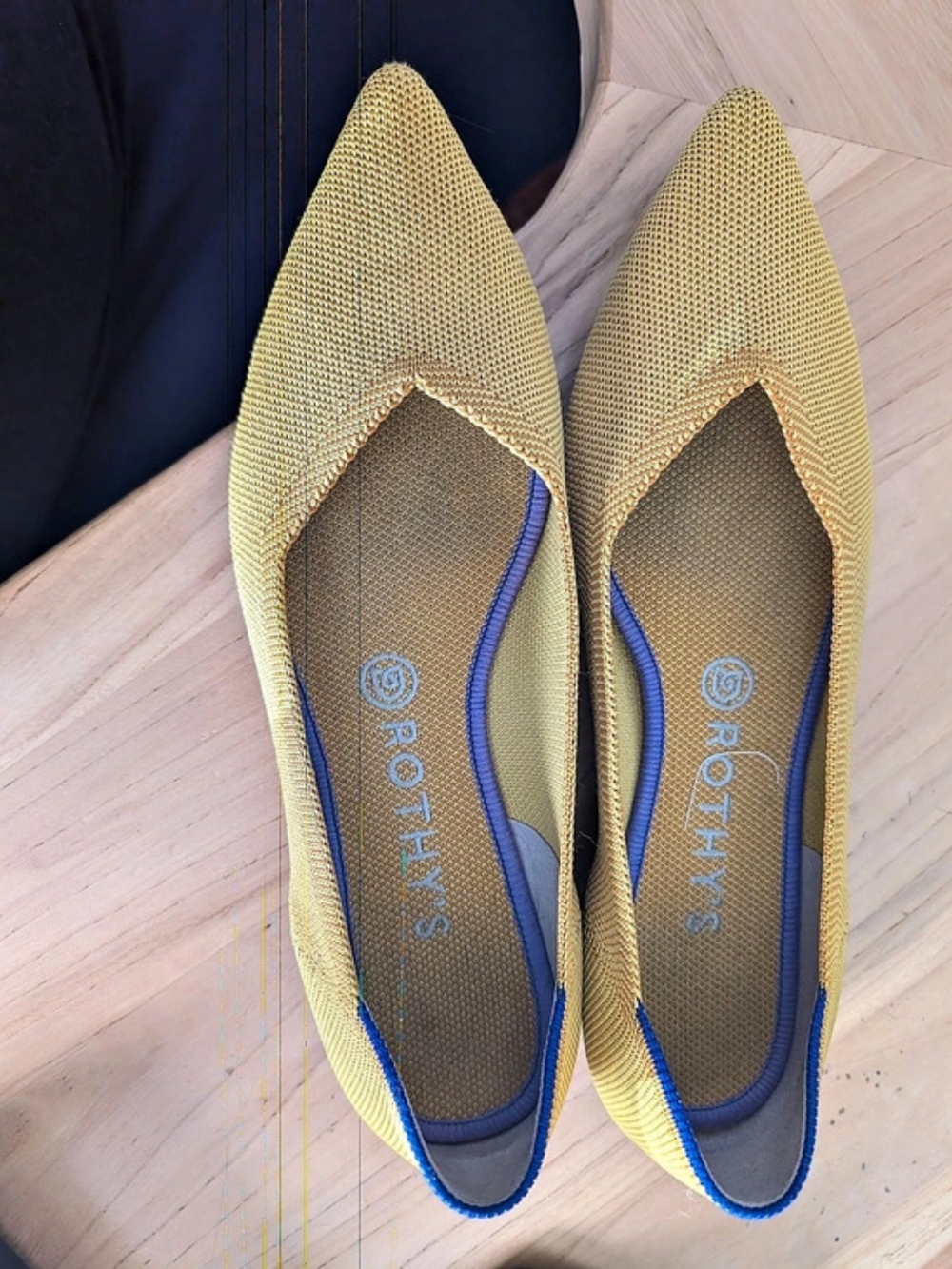 Rothy's The Point Pointed-Toe Flats in Yellow  US 10